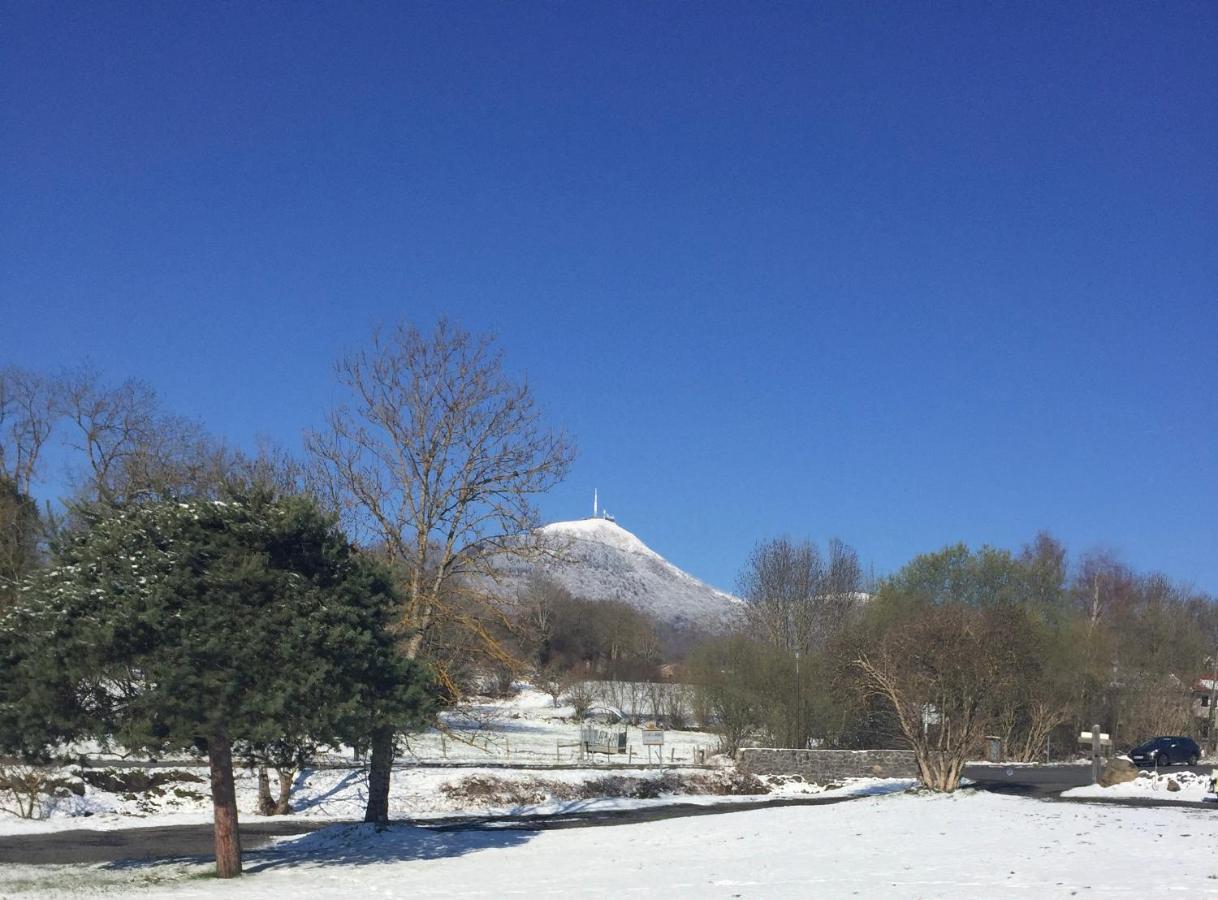 Appart' Côté Puy-de-Dôme Orcines Exterior foto